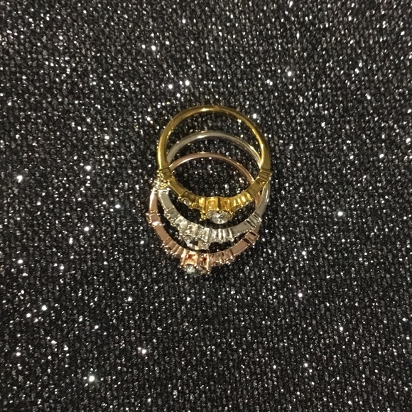 3 Rings Size 5 - Picture 2 of 2